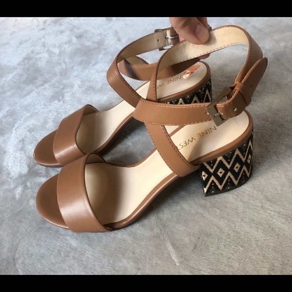 NWOB Nine West Gondola  